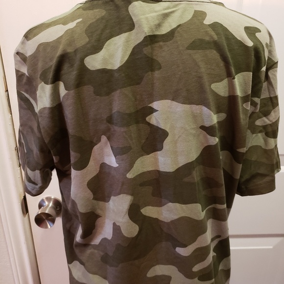 New! VS PINK Bling Campus Short Sleeve Tee - Picture 7 of 7